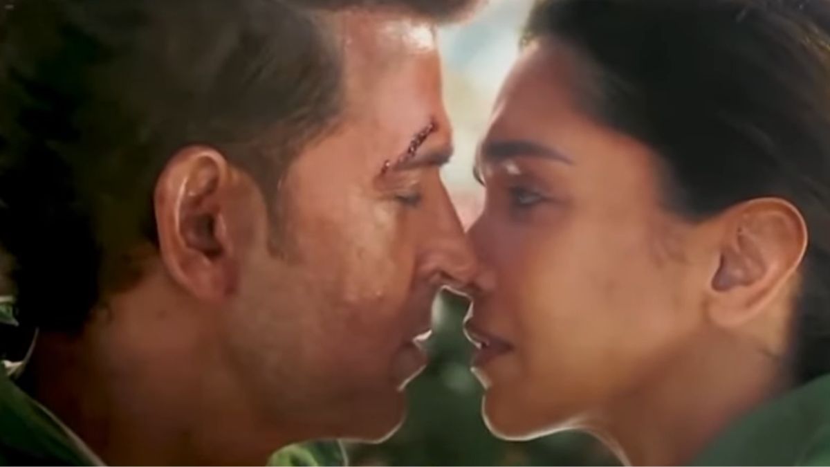 Hrithik Roshan Deepika Padukones Kiss In Fighter Lands It Into Trouble Iaf Officer Issues 